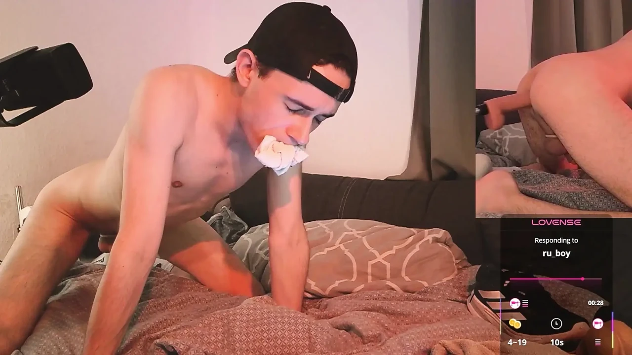 Twink vs. Fuck-Machine