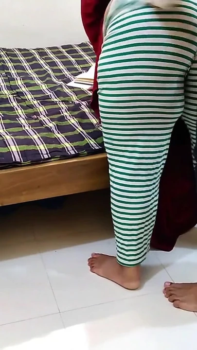 来自“Hath bandh kar Jabardast Choda badi Gand vali Teacher ko - 印度穆斯林女老师被绑住&”的迷人时刻