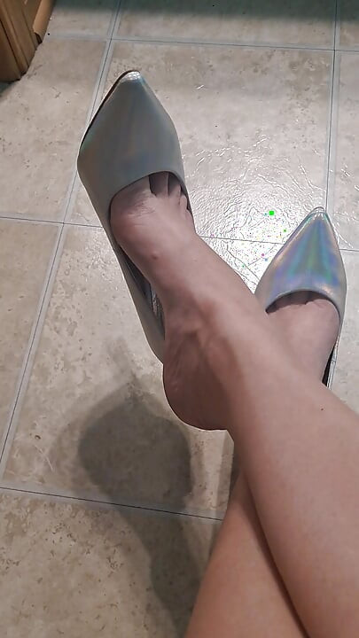 Stiletto Shoe Dangling