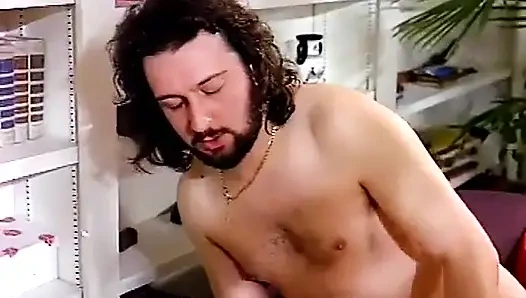 Jessica Rizzo presents two scenes with women always eager for cock