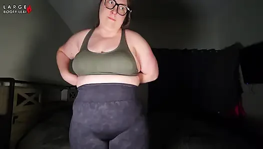 Olahraga bra try-on, tes goyangin, twerk menggoda sambil bugil