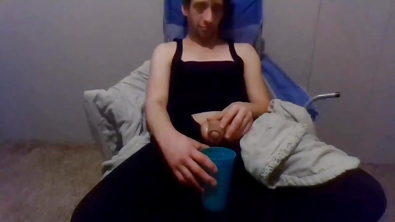 Urinerar fetisch fanclub månadens video (ffvotm); Bonusvideo November 2020 (inget ljud)