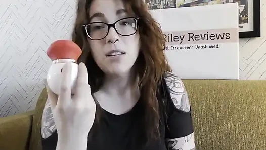 Öpüşme emen vibratörün NSFW incelemesi