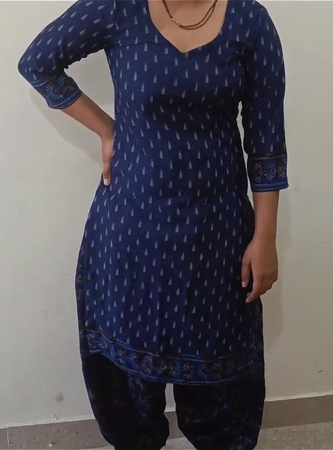 Cute Indian Desi Village Step-sister Was First Time Hard Painfull Fucking with Step-brother in Badroom on Clear Hindi Audio My S