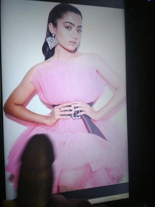 Rashmika Mandana konek