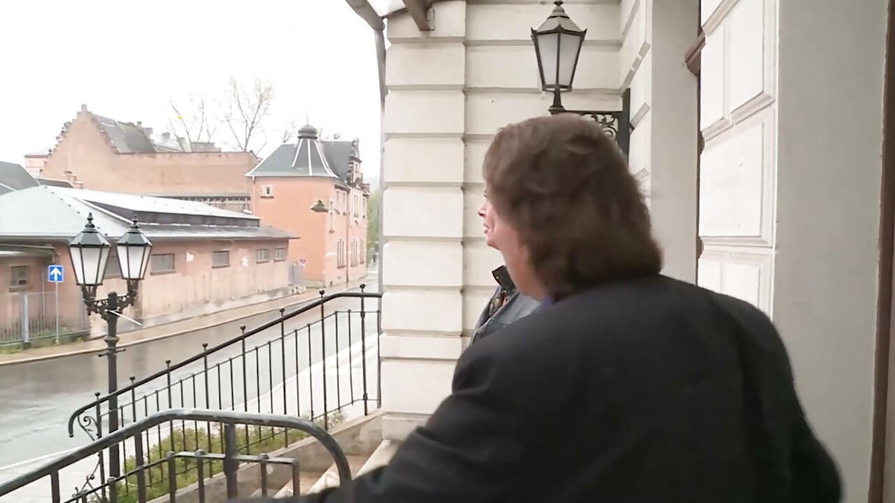 Ogromne cycki blondynki na dojrzałym kutasie