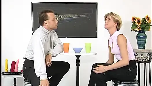 Teen rides fat dick and suck all sperm from him