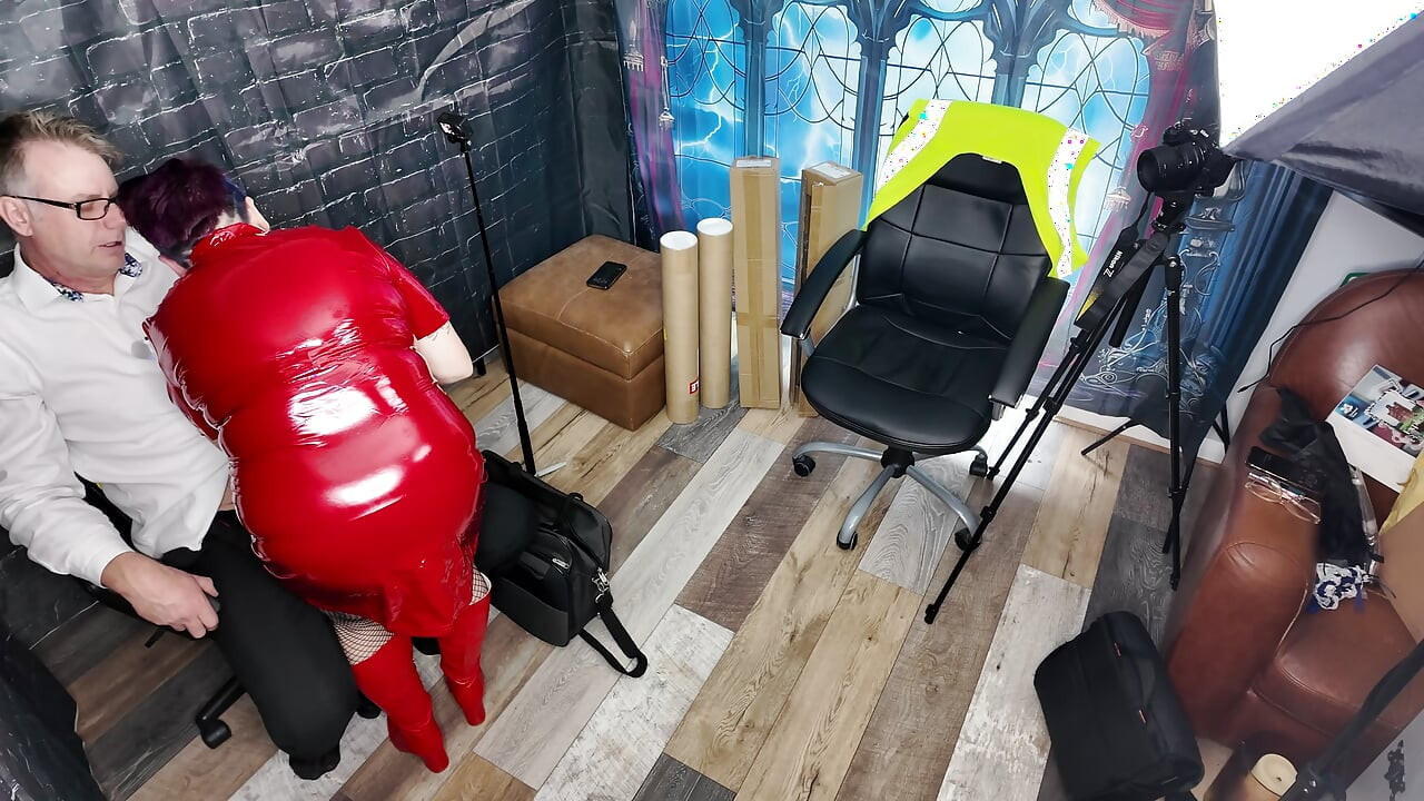 Sekretaris ep2: sekretaris nakal kembali menyerang bagian 1