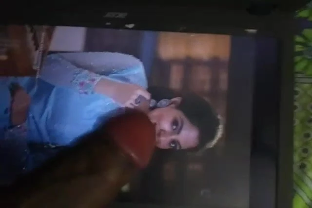 Bhartiy abhinetri nikita vimal par murga shraddhanjli
