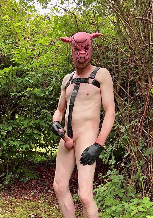 Outdoor keep Fit With Big Penis