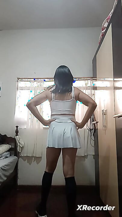Sakura Nakamura Gym Performance