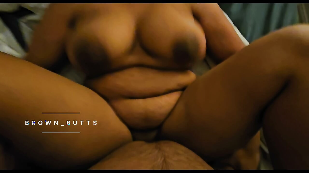 Amateur Homemade Tamil Mallu Couple Hot Sex with Loud Moaning Orgasm