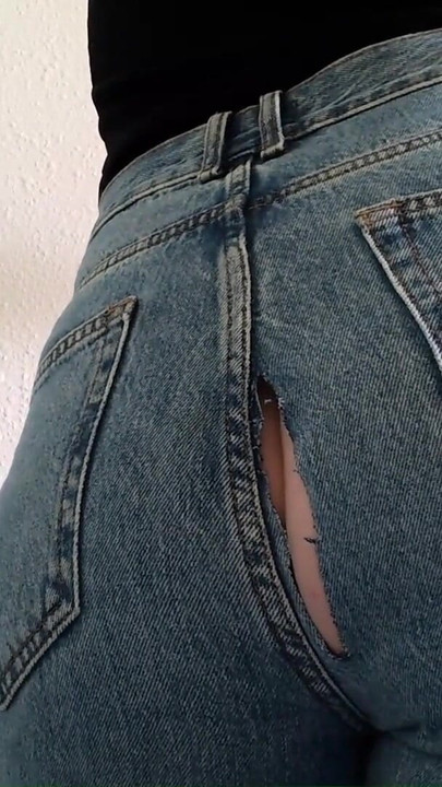 Epic moment from "ripped jeans"