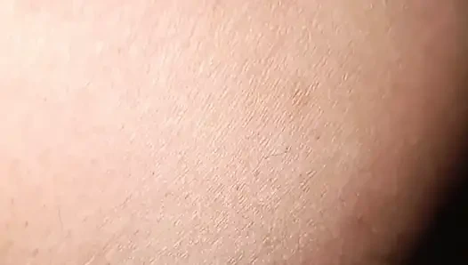 Kakak iparku minum air dari memekku