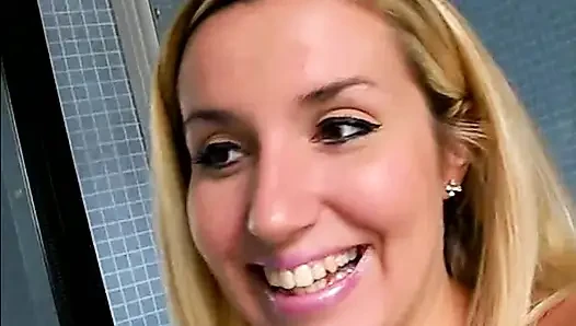 Emma Deep En Tournage