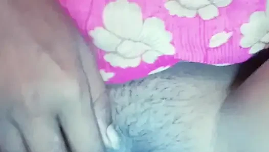 Indian bhabhi fingaring