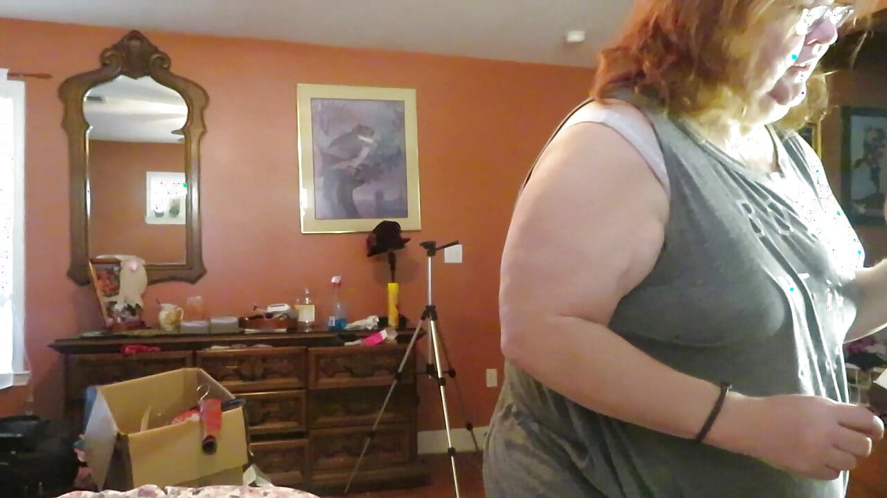 BBW nurse Vicki enjoys eatting a chocolate vanilla ice cream popsiscle