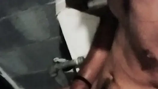 Banyoda Büyük Duşuma Başlamak