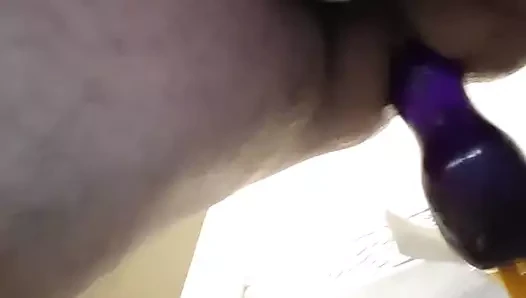 Ayakta anal oyun ile uzun oyuncak