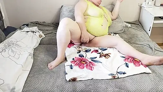 A Friend Masturbates Her Pussy with Toys to Orgasm