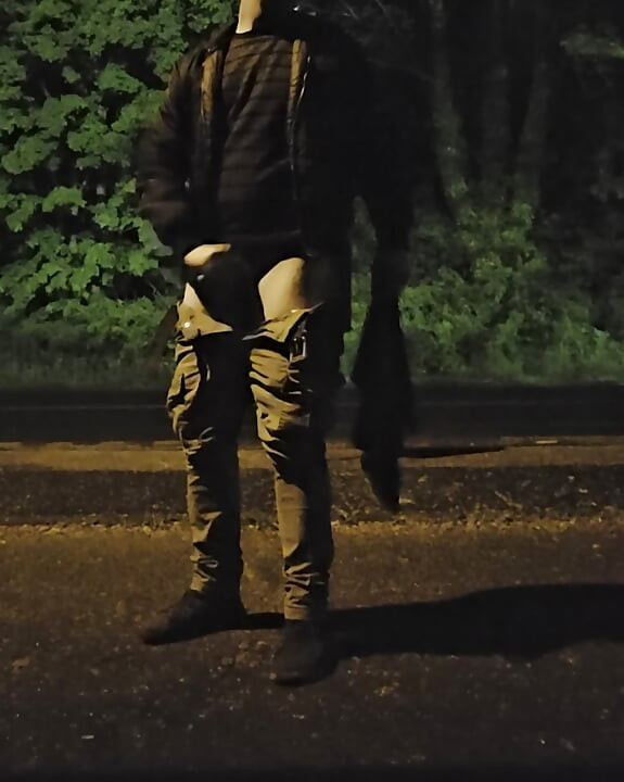 Ute på gatan strippar min kuk