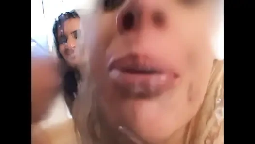 Киска встречает большой член