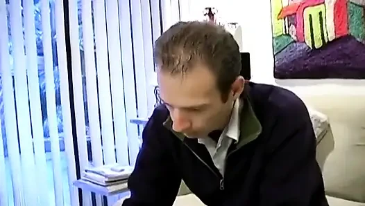 Justin içine giriyor