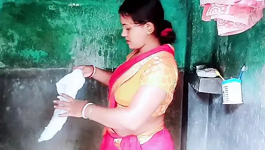 Ich mockte das Haus, ich war auf dem Chef und mein Rücken verletzte sich sehr, Sir, es fühlte sich jetzt sehr gut an.