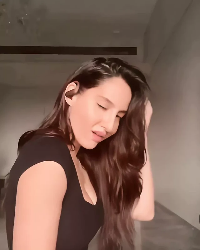 Nora fatehi sexy expressions