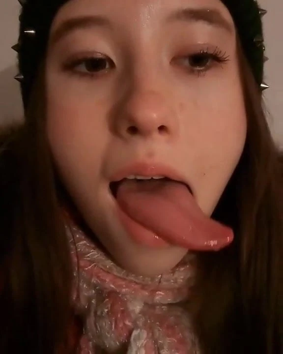 Long tongue
