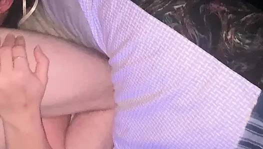 Pada suatu waktu aku benjik blowjob ...