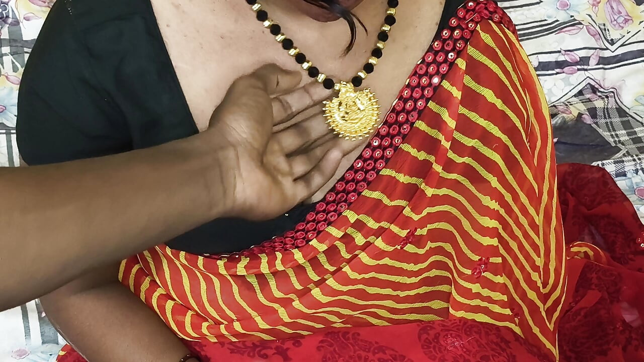 Sex bhabhi look saree fucking sucking boobs show bhabhi vs dever  desi bhabhi