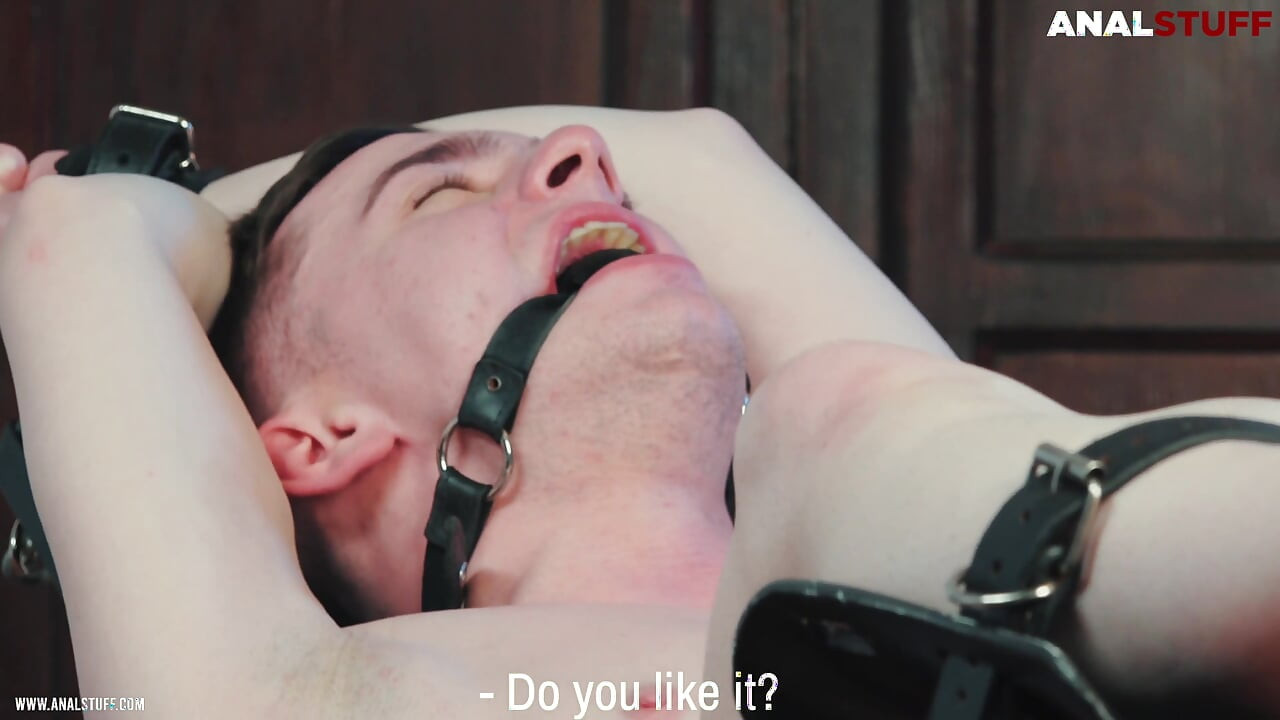 Mdf: Twink Enjoys His Boyfriend's Chastity and Makes Him Shiver with Pleasure!