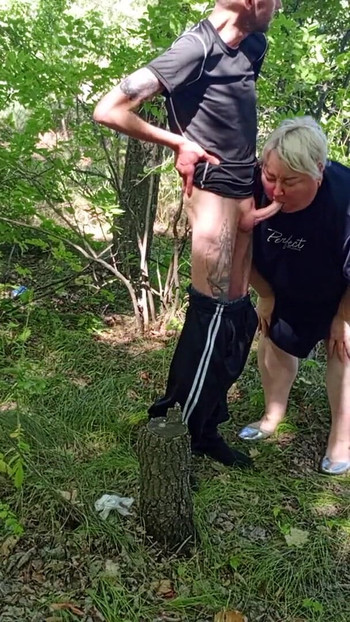 Thrilling moment from "neighbor gives a public blowjob in the park"