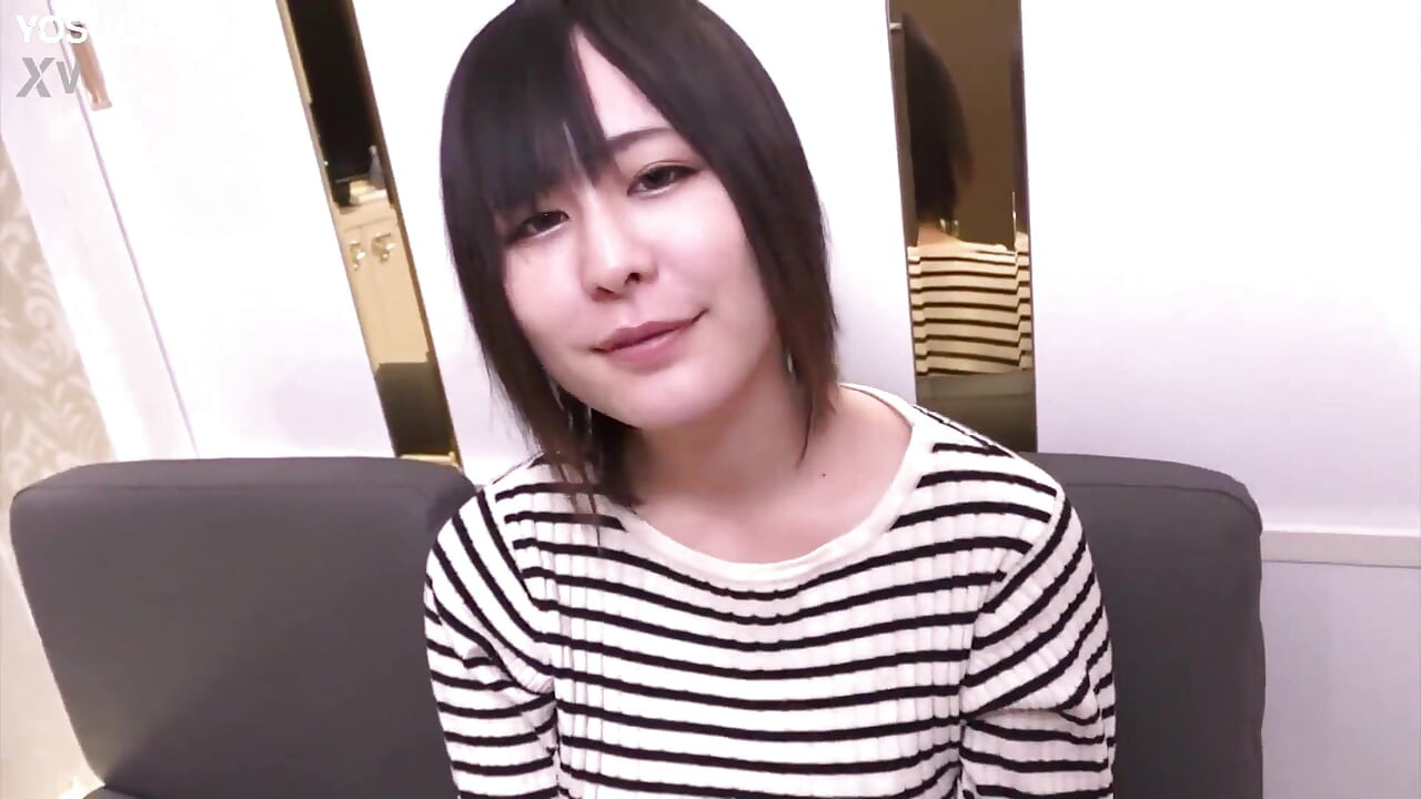 limited Time Offer 18-year-old Anime Otaku Girl with No Experience with Men Films Her First POV in Exchange for Goods