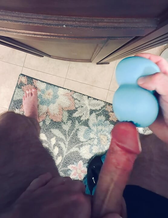 watch me cum so hard for you