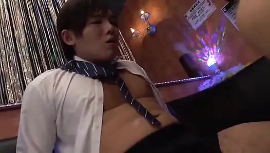 Закулисный рай, упакованный с гарантированными дополнительными салонами