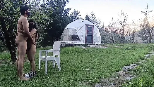 Pahadan ladki ko pahado m nangi kar k motay lund se choda or outdoor sex kia
