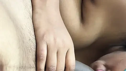 Aku menyetubuhi keras istri sahabatku