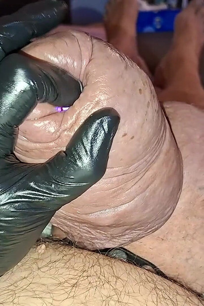 Wanking with Vibrator Made Me Cuming Heavenly