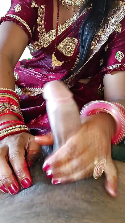 Hendjob di maine apne pati ko aur gadha ras nikali