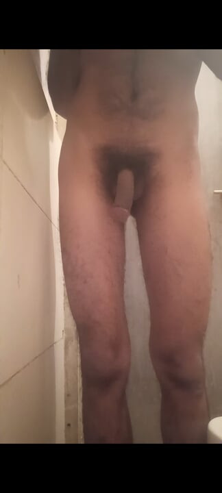 Muth mar kar pani nikala