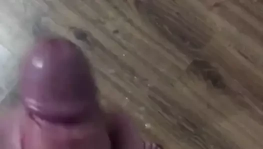 Cum gelen bir ayakta horoz