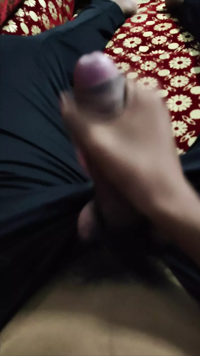 I Masterbate While Thinks About My Hot Chubby Stepmom.