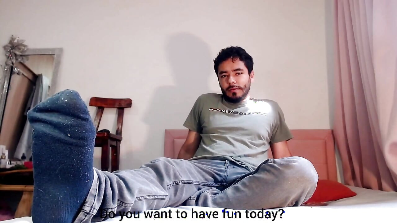 I Undress and Masturbate Deliciously Talking Dirty