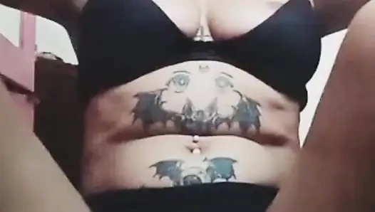 Siswi mungil pengen kontol