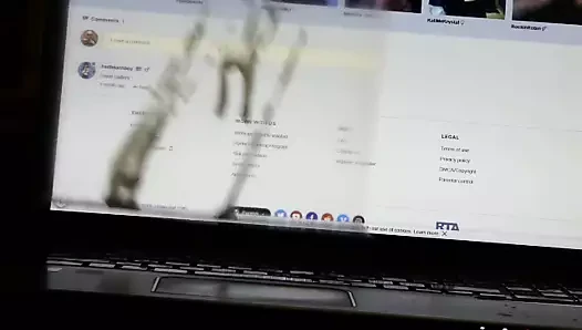 Bikinili genç kız