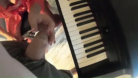 Cosplay rol yapma derlemesi vol. 1 - polis, yaramaz öğrenci, Noel Baba'nın yardımcısı, hizmetçi ve günahkar rahibe