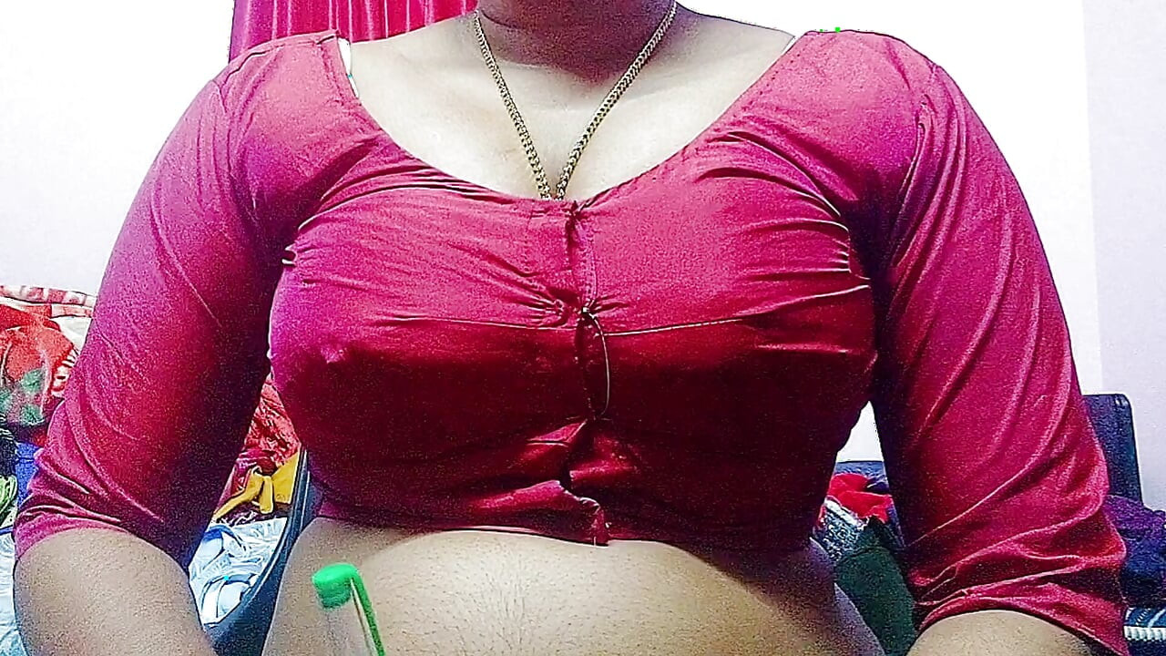 Desi boy has sex with wife's friend