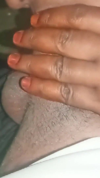 Epic moment from "Indian lovers oral job"